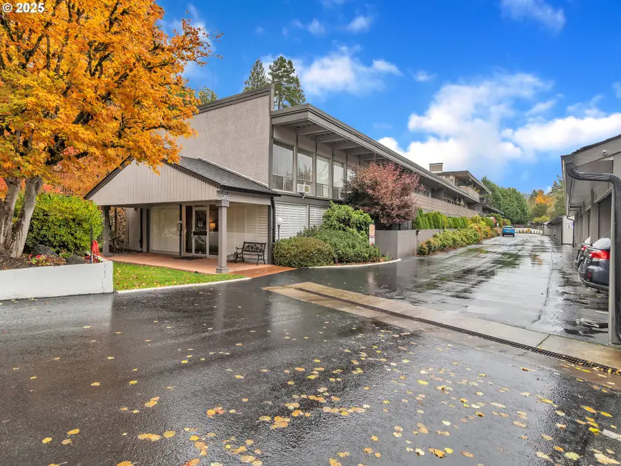 4460 SW Scholls Ferry Rd, Portland, OR 97225 - Image #2