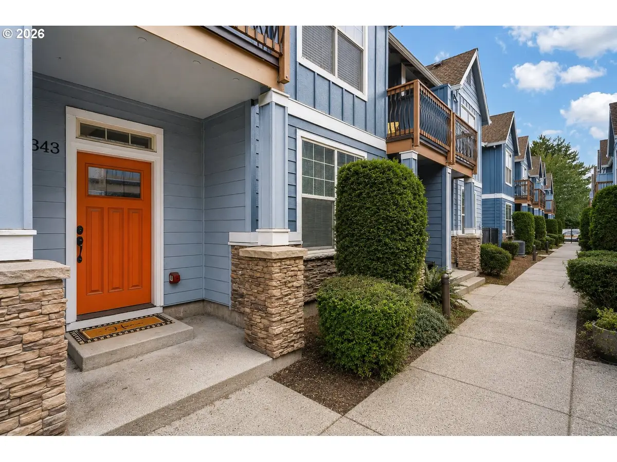 343 NE Bryant St, Portland, OR 97211 - #1