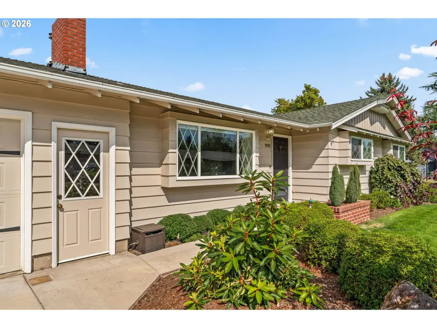 1985 Myers Rd, Eugene, OR 97401 - #2