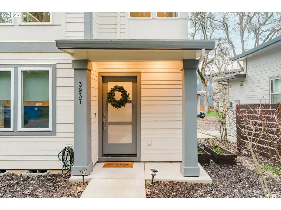 3937 SE Cousteau Dr, Salem, OR 97302 - Image #3