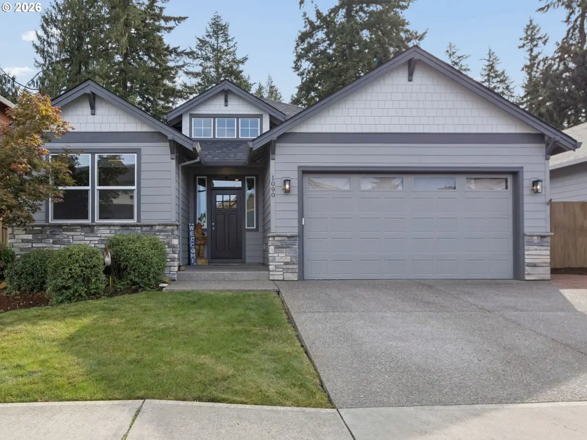 1090 NE Regan Hill Loop, Estacada, OR 97023 - #1