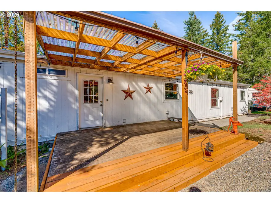 19871 S Ridge Rd, Redland, OR 97045 - #2