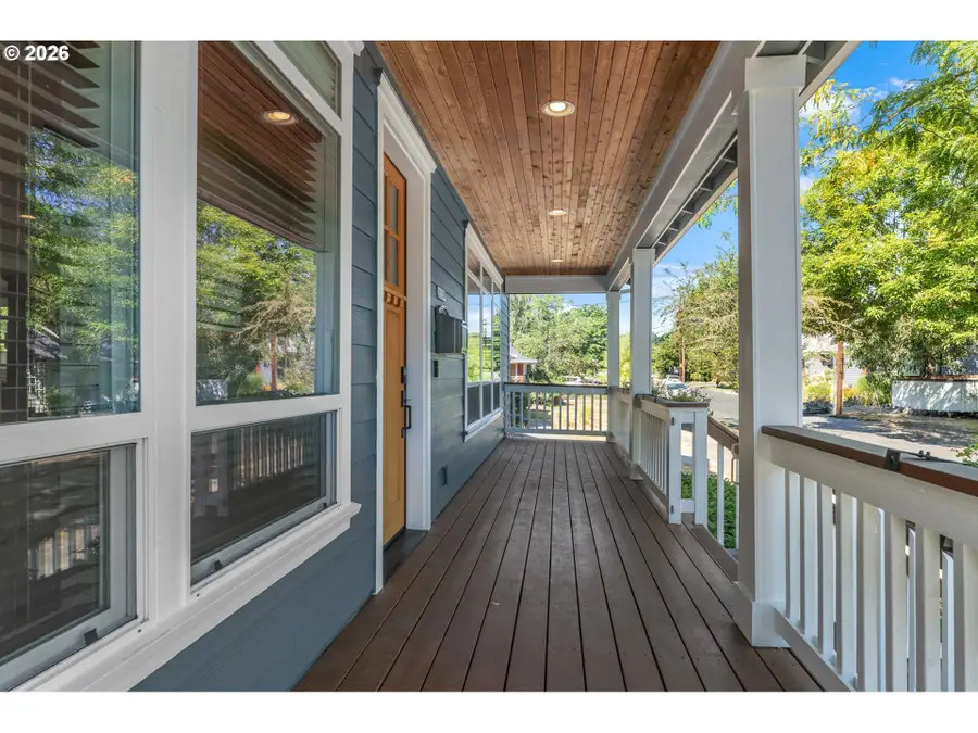 2130 SE Lambert St, Portland, OR 97202 - #2