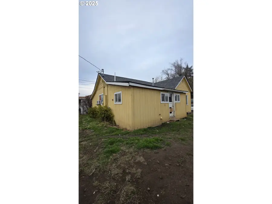 220 NW 2nd St, Goldendale, WA 98620 - Image #3