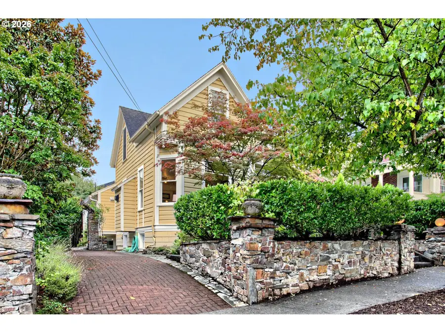 1728 SE Lambert St, Portland, OR 97202 - #3