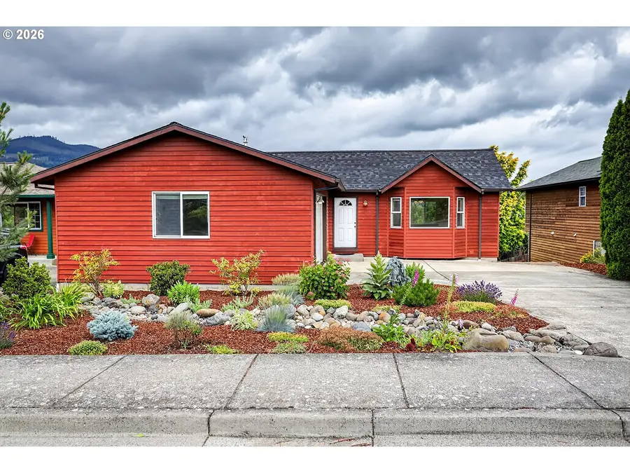 2912 Eugene St, Hood River, OR 97031 - #2