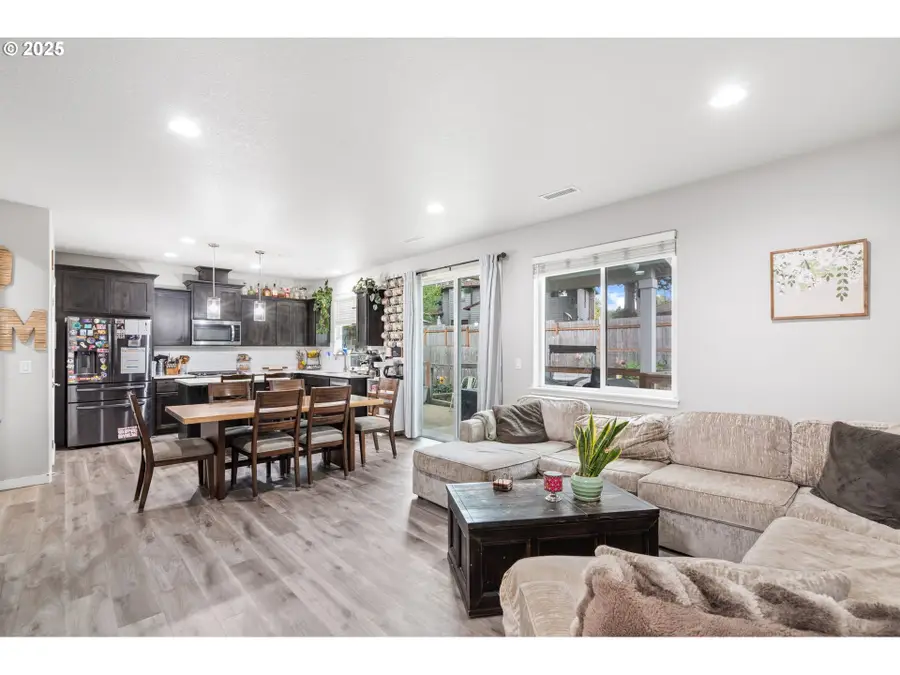 8610 NE 70th Cir, Vancouver, WA 98662 - Image #3