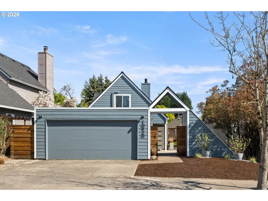 10920 SW Summer Lake Dr, Portland, OR 97223 - #2