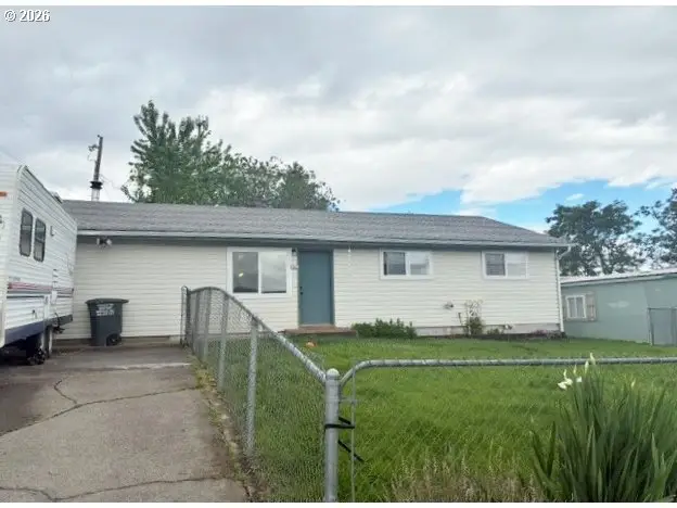 829 SE 9th St, Pendleton, OR 97801 - #1