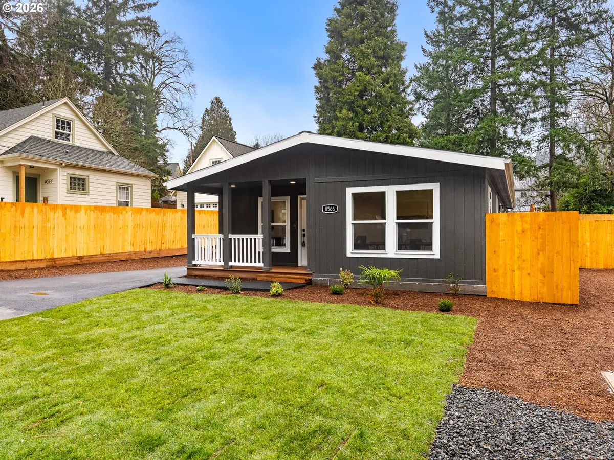 8566 SE 57th Ave, Portland, OR 97206 - Image #1