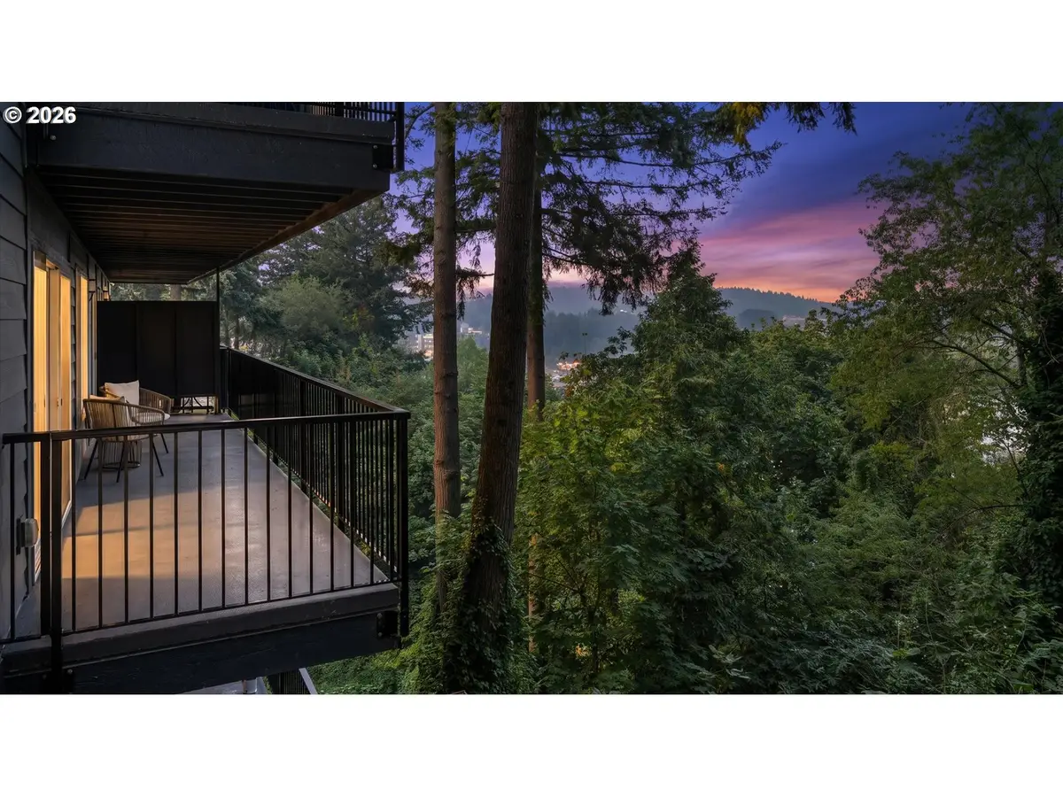 200 Burnham Rd #210, Lake Oswego, OR 97034 - #1