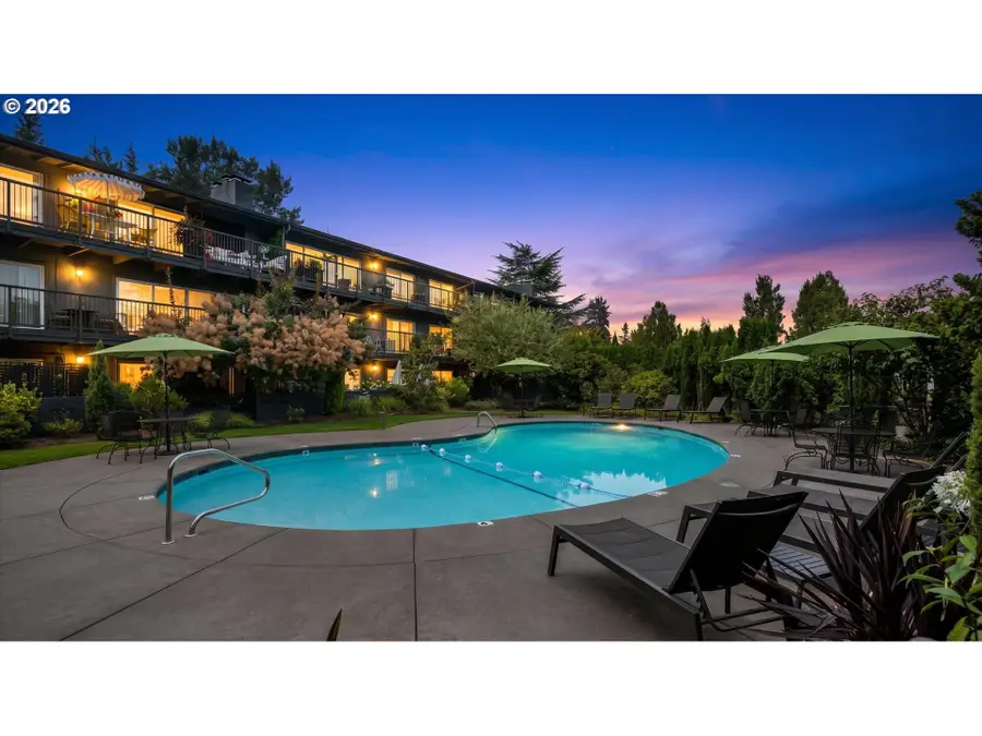 200 Burnham Rd #210, Lake Oswego, OR 97034 - #2