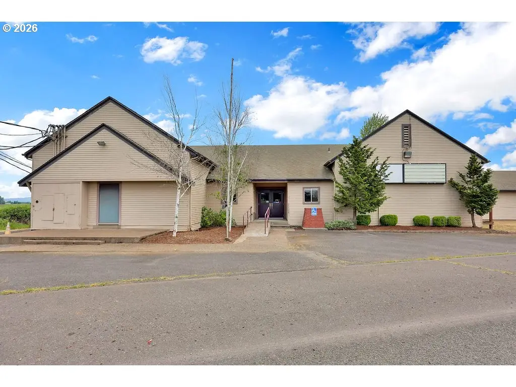 21211 Coburg Rd, Harrisburg, OR 97446 - #1