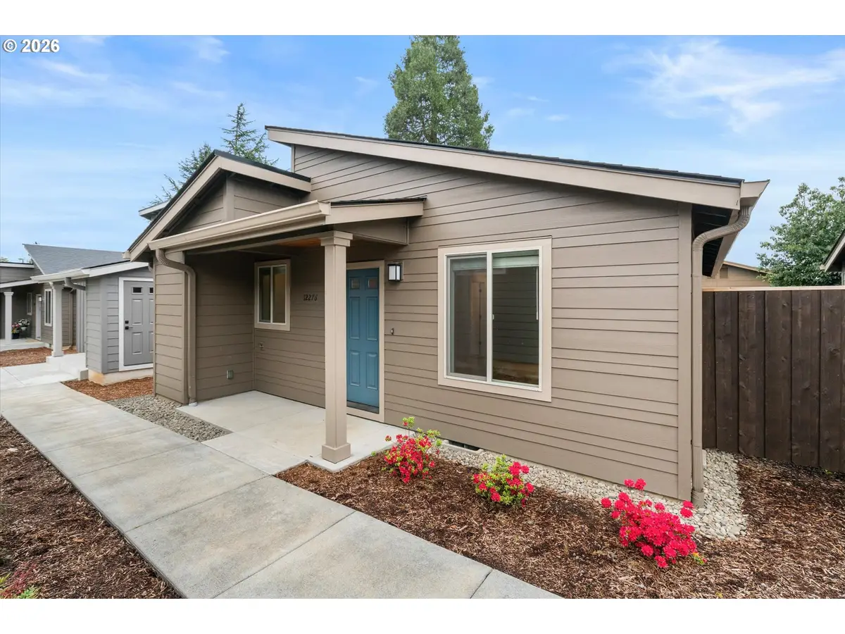 12276 Meadolawn Dr, Oregon City, OR 97045 - #1