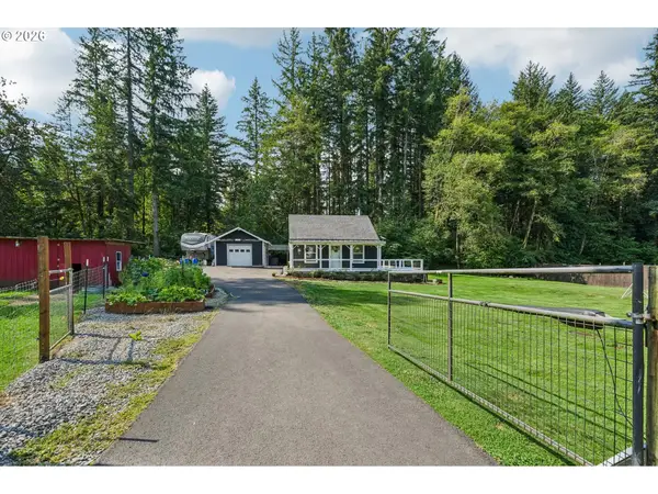 24011 NE 209th St, BattleGround, WA 98604