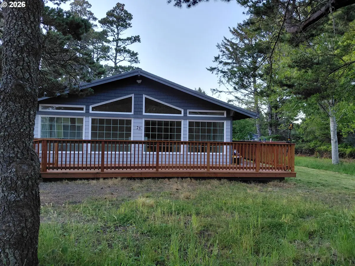 25 Fishing Rock St, Lincoln Beach, OR 97341 - #1