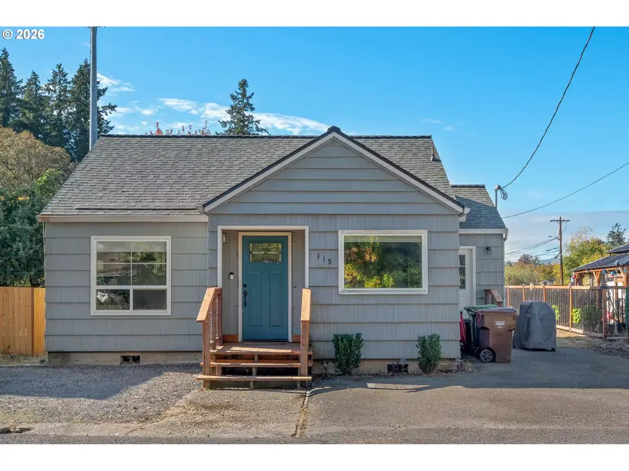 115 Clark St, Saint Helens, OR 97051 - #2