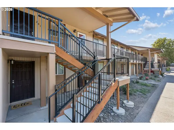 3404 19th Ave #201, ForestGrove, OR 97116