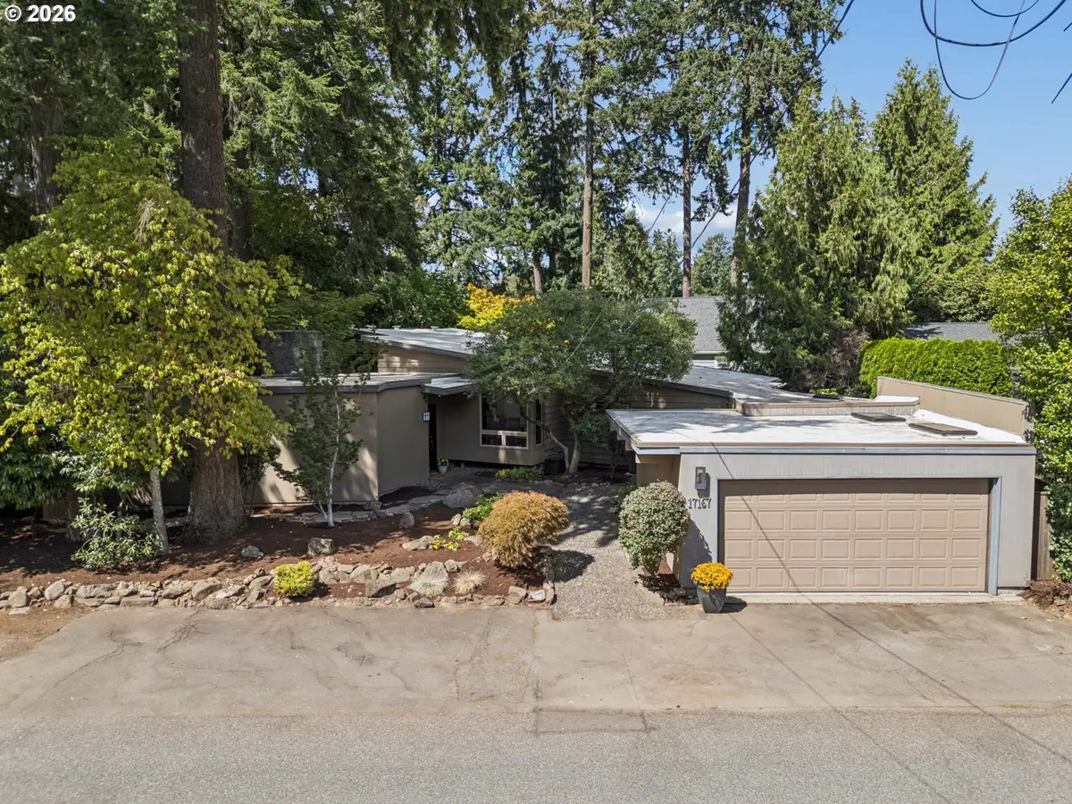 17167 Cedar Rd, Lake Oswego, OR 97034 - #1
