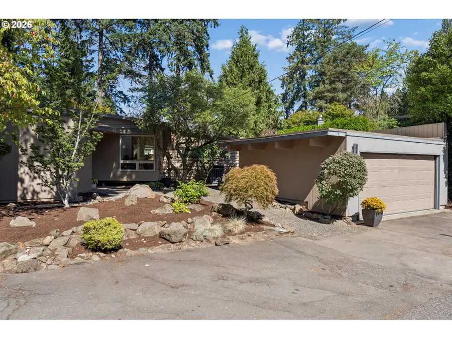 17167 Cedar Rd, Lake Oswego, OR 97034 - #2