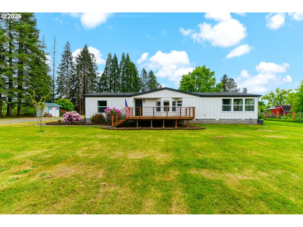 567 Quick Rd, Castle Rock, WA 98611 - #1