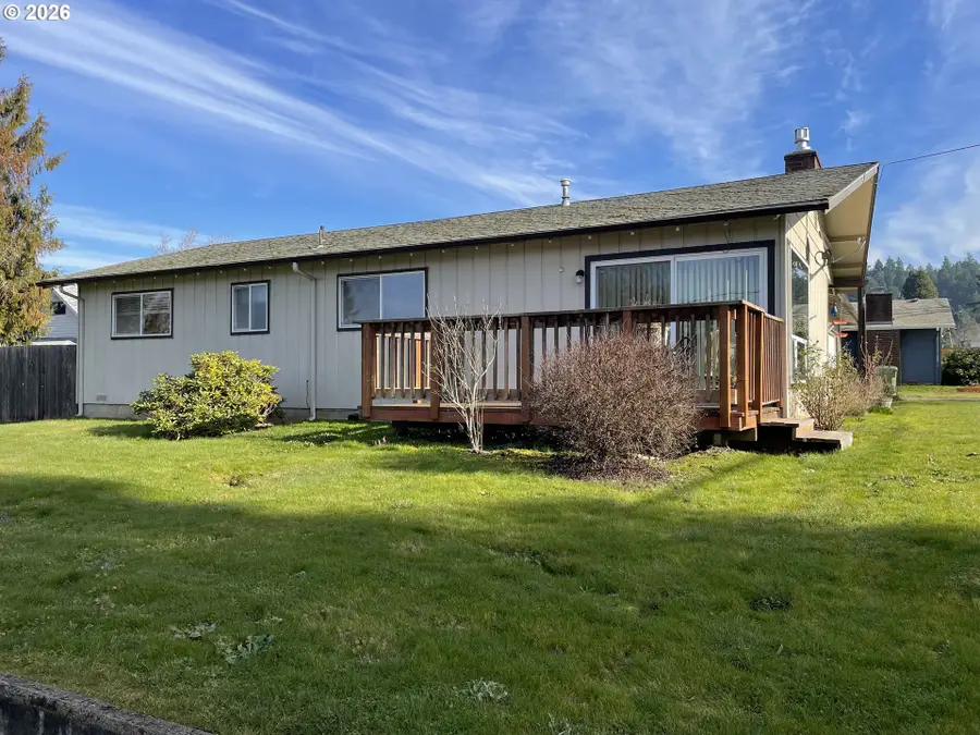 600 Lincoln Ave, Cottage Grove, OR 97424 - #2