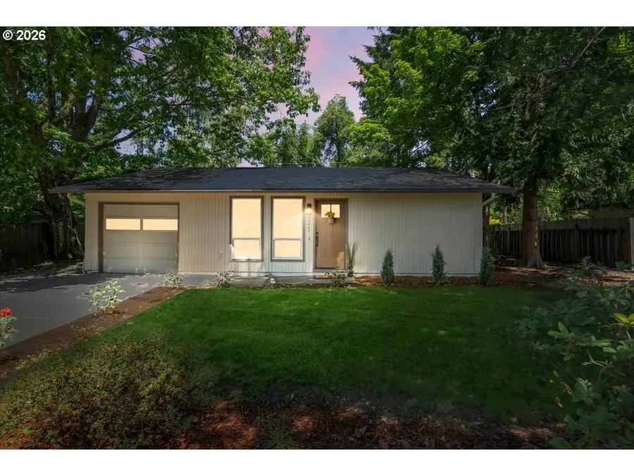 13445 SW Evergreen St, Beaverton, OR 97005 - #2