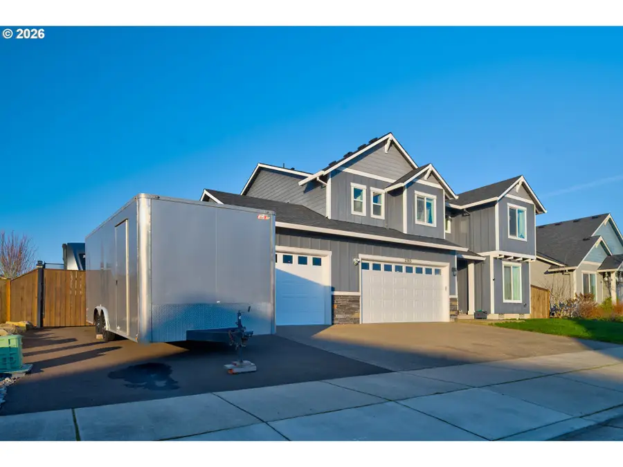 2303 NE Deciduous Ave, Albany, OR 97321 - #2