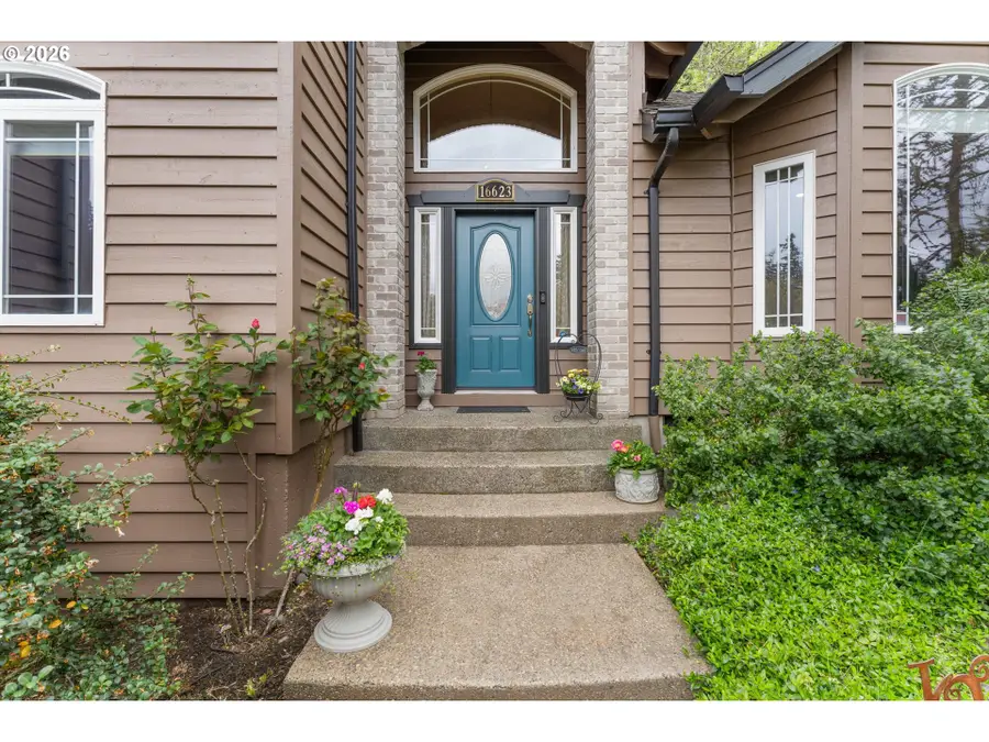 16623 SW Timberland Dr, Beaverton, OR 97007 - #2