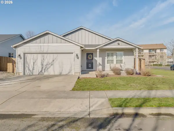 11922 NE 102nd St, Vancouver, WA 98682