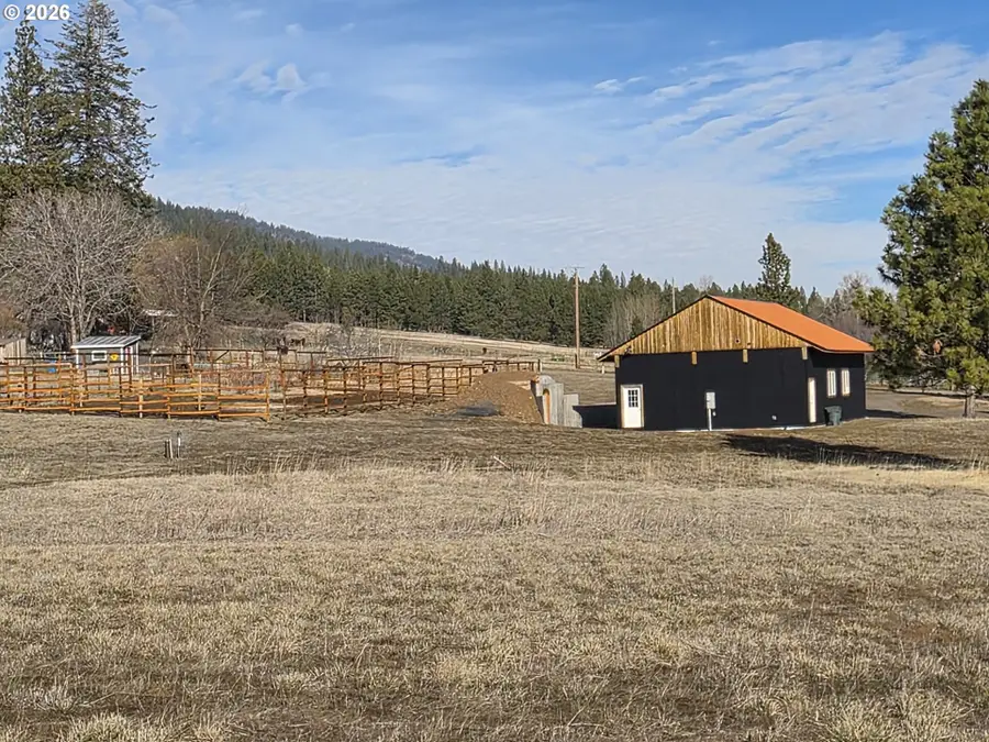 62480 Wagoner Hill Ln, Summerville, OR 97876 - #2