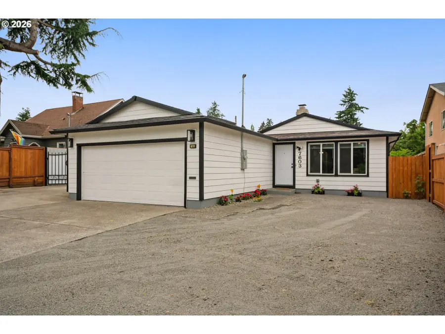 7603 SE Flavel St, Portland, OR 97206 - #2