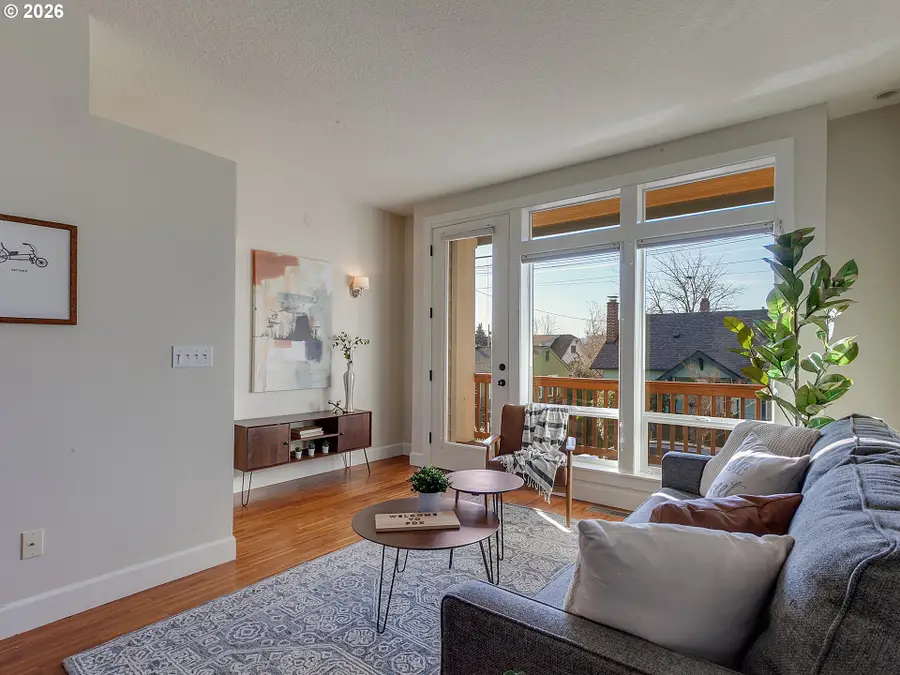 2216 SE 48th Ave, Portland, OR 97215 - Image #3