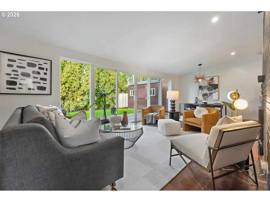 2437 NE 134th Pl, Portland, OR 97230 - Image #3