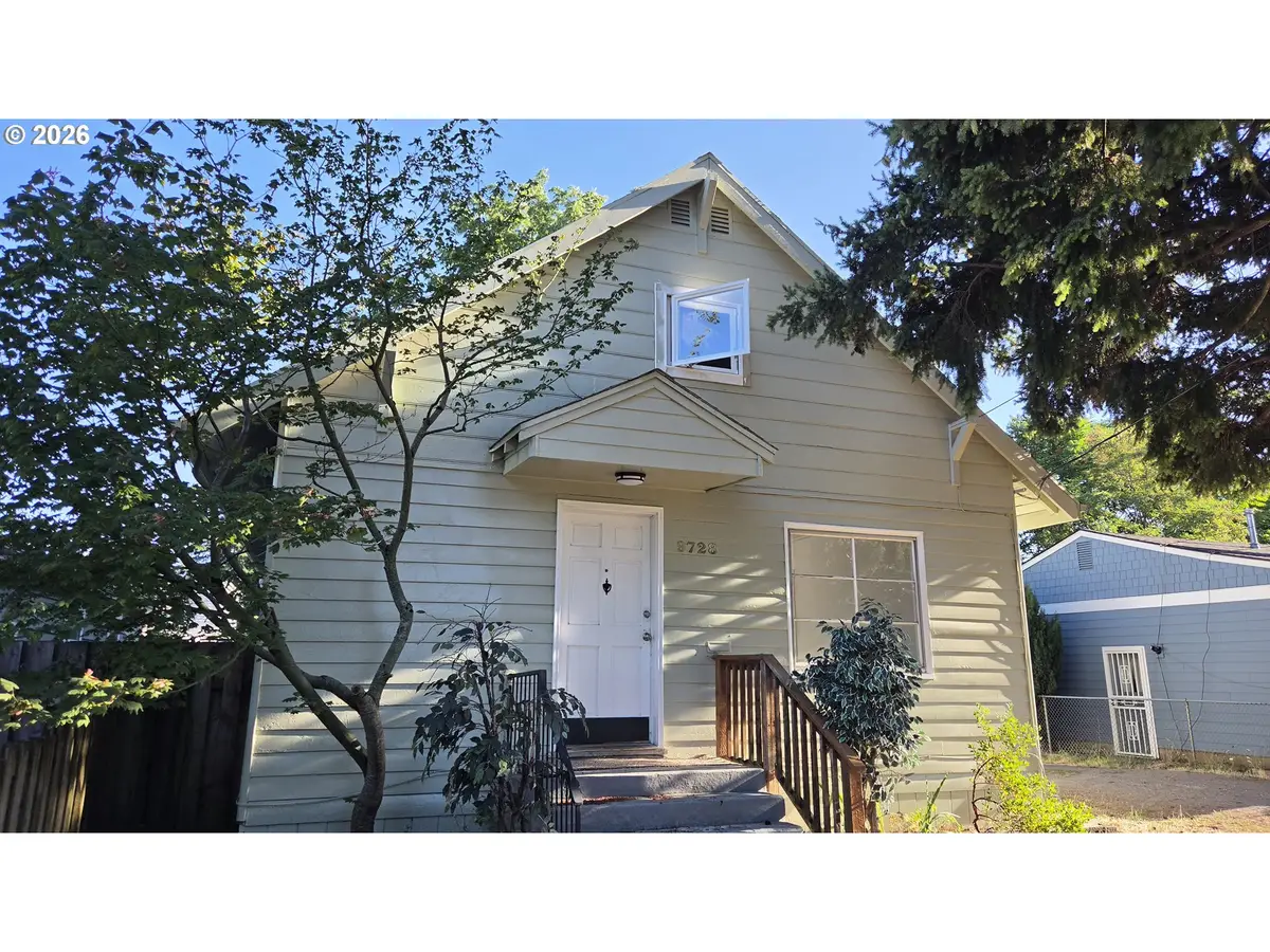 9728 SE Reedway St, Portland, OR 97266 - #1