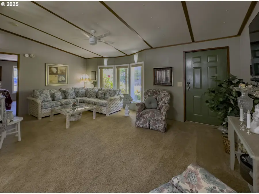 420 Leelo Ct, Florence, OR 97439 - #2
