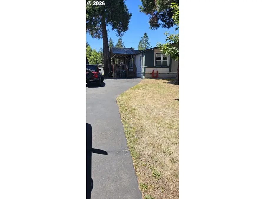 220 Wild River Dr, Roseburg, OR 97470 - #3