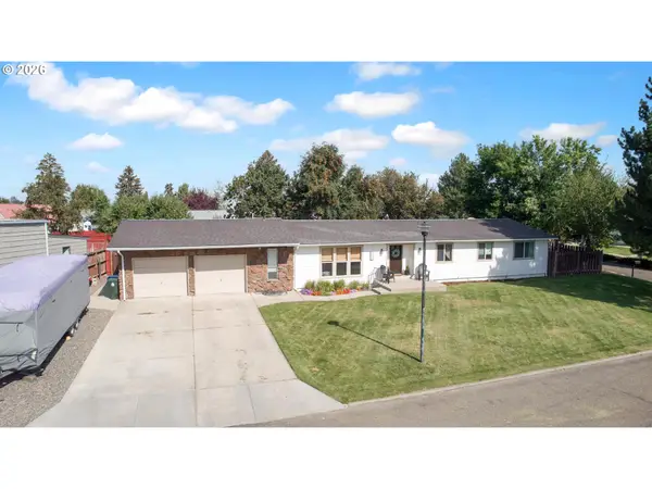 111 Hillcrest Dr, BakerCity, OR 97814