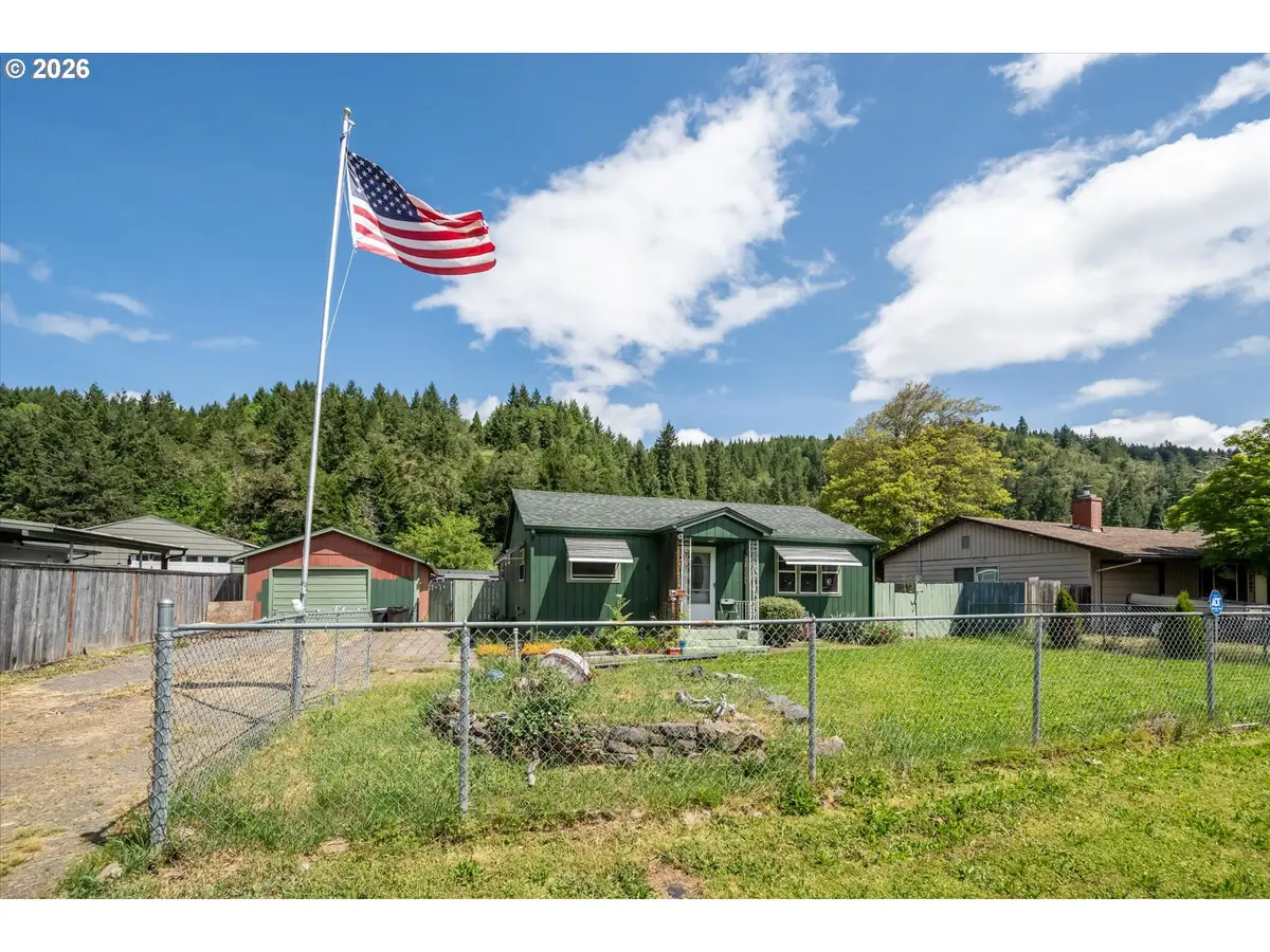 47885 W 1st St, Oakridge, OR 97463 - #1