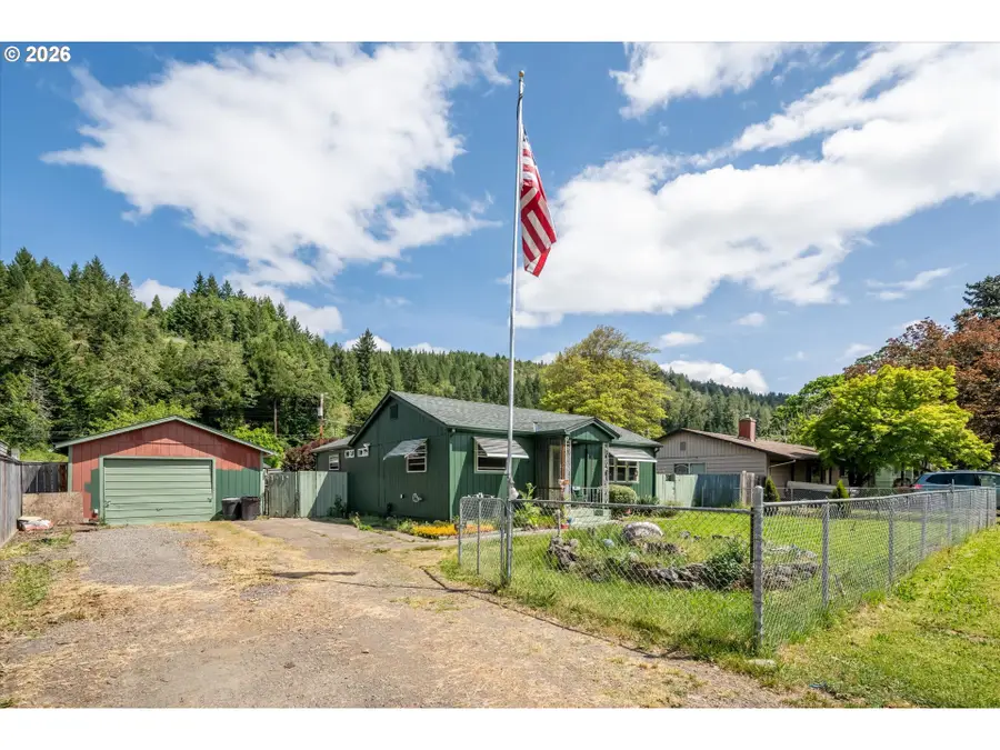 47885 W 1st St, Oakridge, OR 97463 - #2