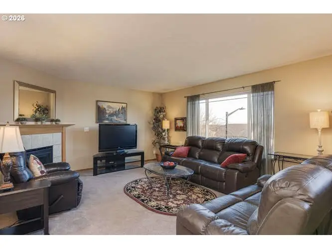 1038 SW Arrowhead Pl, Dundee, OR 97115 - #2