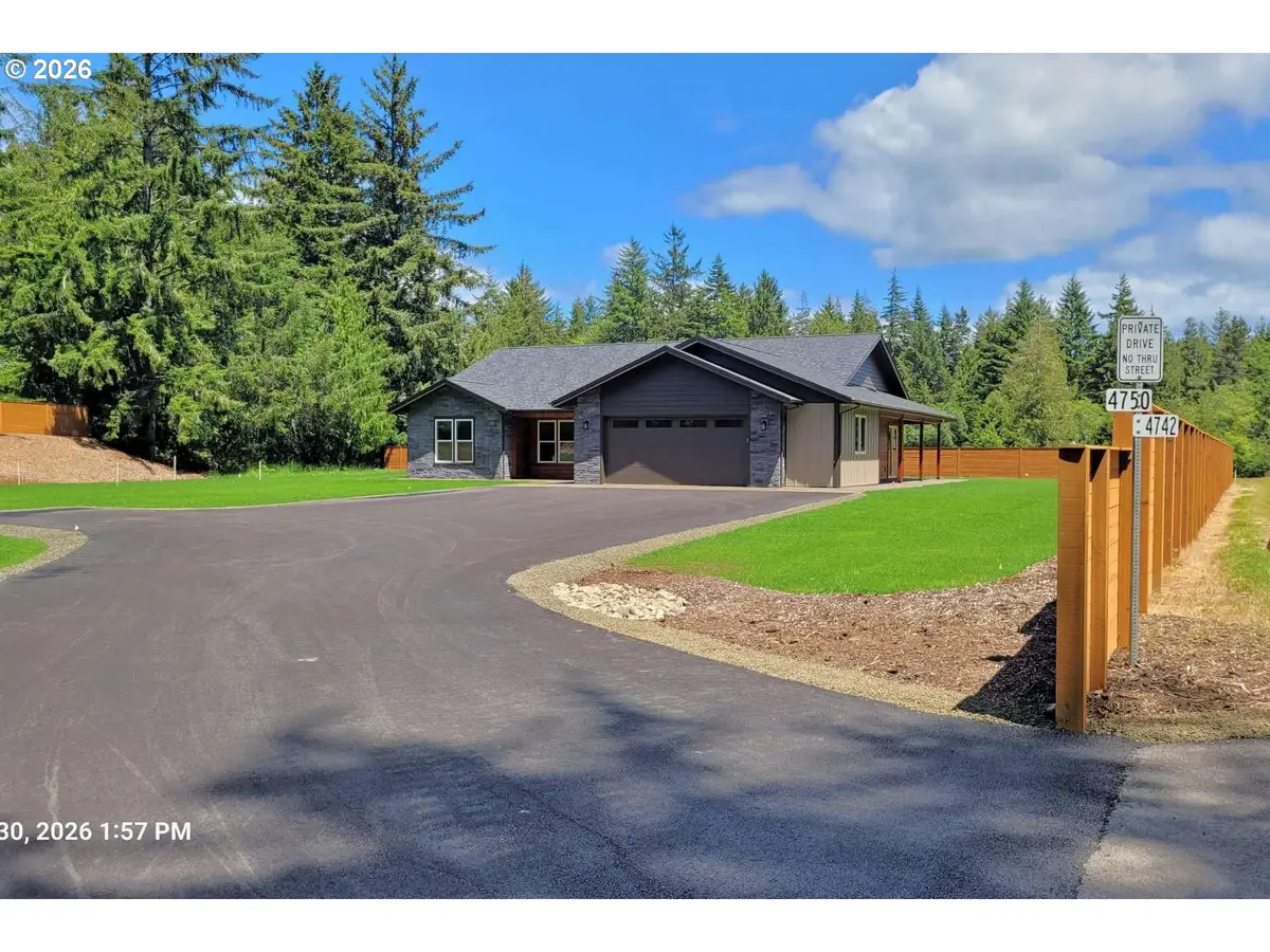 4750 Mitchell Loop Rd, Florence, OR 97439 - #1