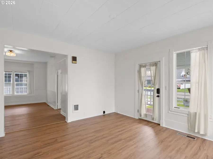 204 S Main St, Newberg, OR 97132 - #3