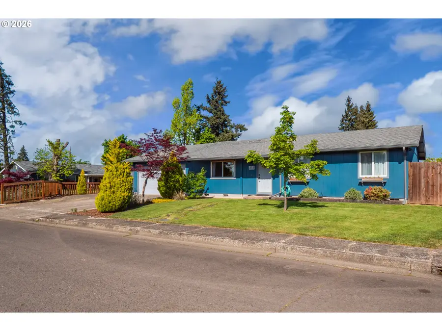 213 F St, Creswell, OR 97426 - #2