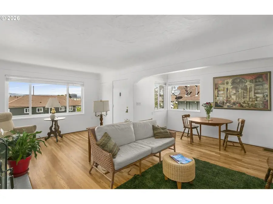 312 NE 61st Ave, Portland, OR 97213 - #3