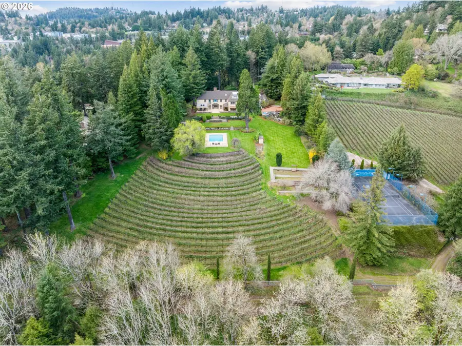 2732 SW Scholls Ferry Rd, Portland, OR 97221 - #3