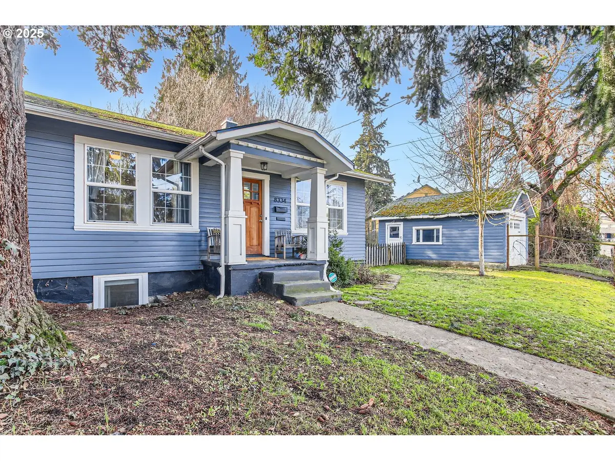 8334 N Fessenden St, Portland, OR 97203 - #1