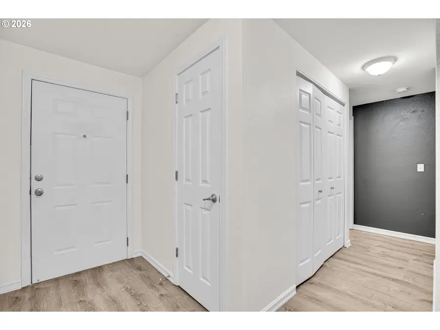 17602 NW Springville Rd #C-9, Portland, OR 97229 - Image #3