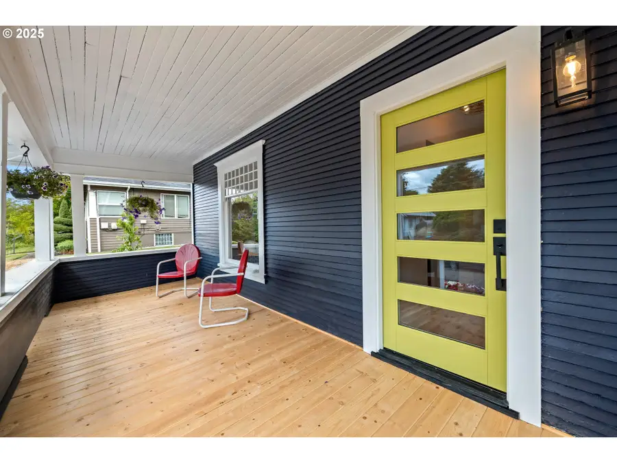 2021 N Sumner St, Portland, OR 97217 - #2