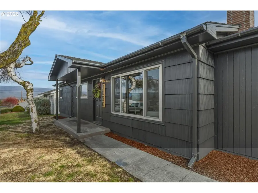 1020 Oregon St, The Dalles, OR 97058 - #3